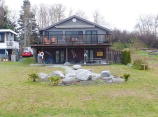 661 Marine Dr, Point Roberts, WA 98281