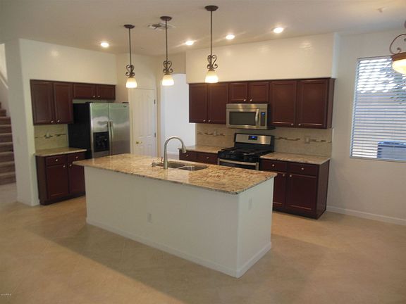 3rd image of 10242 E Karen Dr