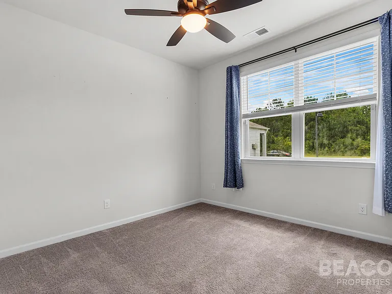 9120 Saint Thomas Ct — Photo 8