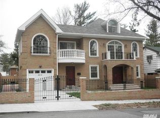 22410 76th Ave, Bayside, NY 11364