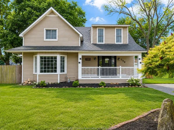 190 Sacred Heart Dr, Lasalle, ON N9J 1S7