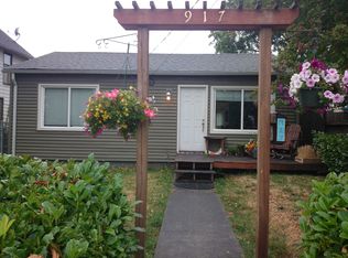 917 24th Ave S, Seattle, WA 98144