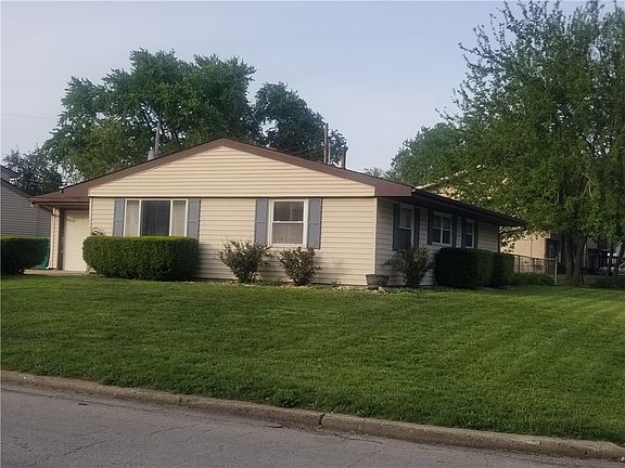 2nd image of 3604 Hummingbird Dr