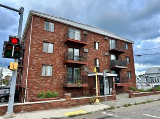 1235 N Shore Rd APT 3C, Revere, MA 02151