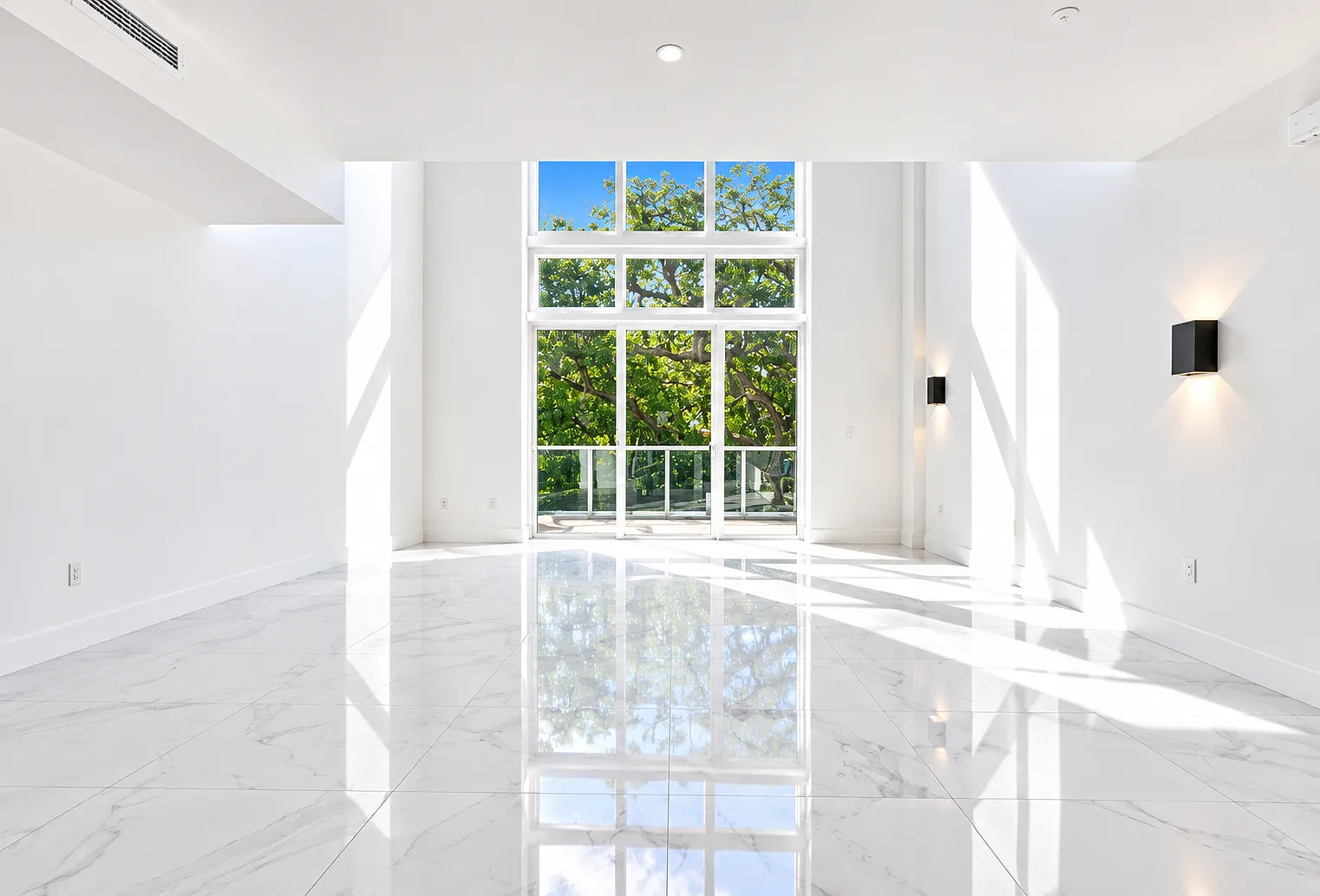 2 bed, 2.5 bath, 1645 sqft, $7,800 — Photo 3