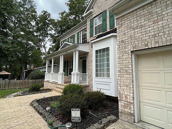 3rd image of 2704 Boswell Ave