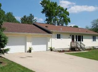 3508 Emerald Dr, Ames, IA 50010