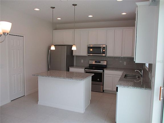 4th image of 2415 Sedge Grass Way