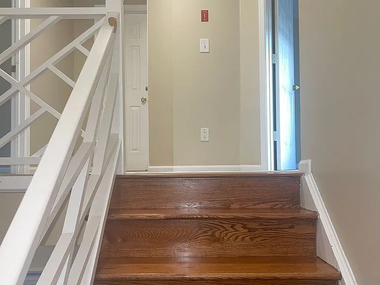 820 E Willow Point Pl — Photo 31