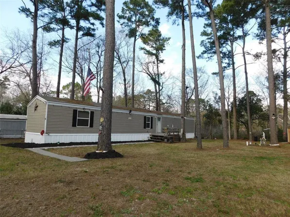 360 Aaron Ave, Livingston, TX 77351