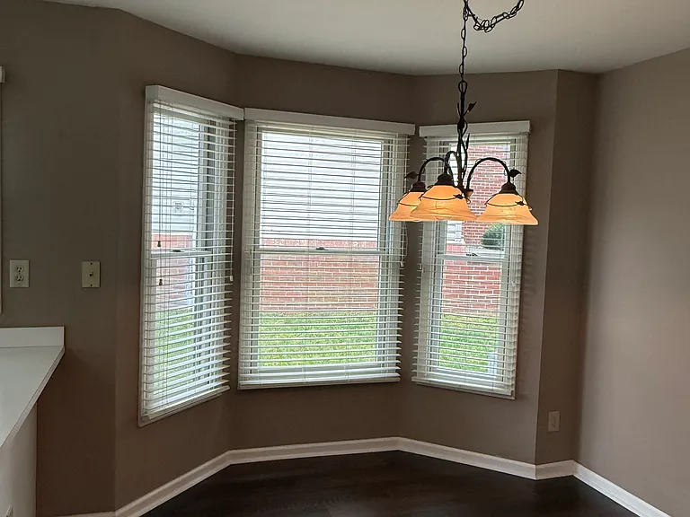1112 Vinson Ct — Photo 17