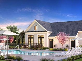 8 Meade Dr, Princeton Junction, NJ 08550