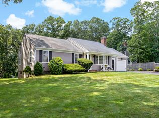 65 Kings Row Dr, South Dennis, MA 02660
