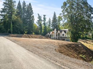 13560 Goodall Rd #4, Lake Oswego, OR 97034