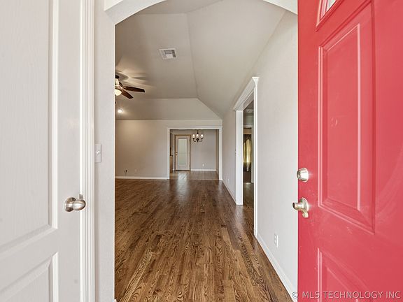 5th image of 13144 N 133rd East Ave