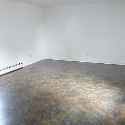 4th image of 40 Sagamore St APT 1R