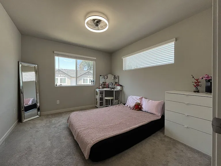 7033 SE Benedict St — Photo 33