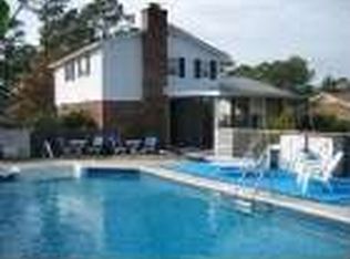 102 Ray Dr, Wilmington, NC 28405