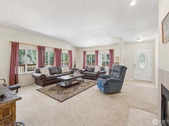 5th image of 26716 314th Avenue SE