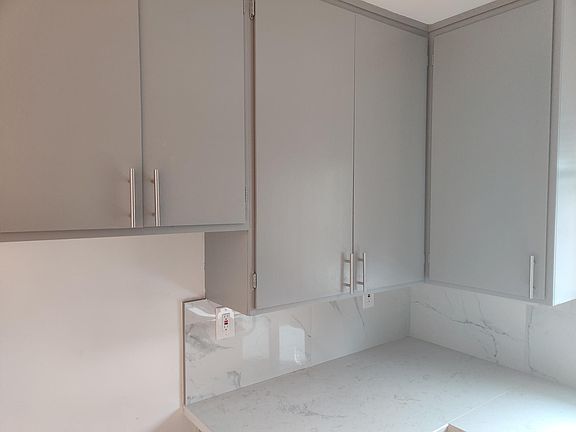 5th image of 832 Blair Ave APT 3
