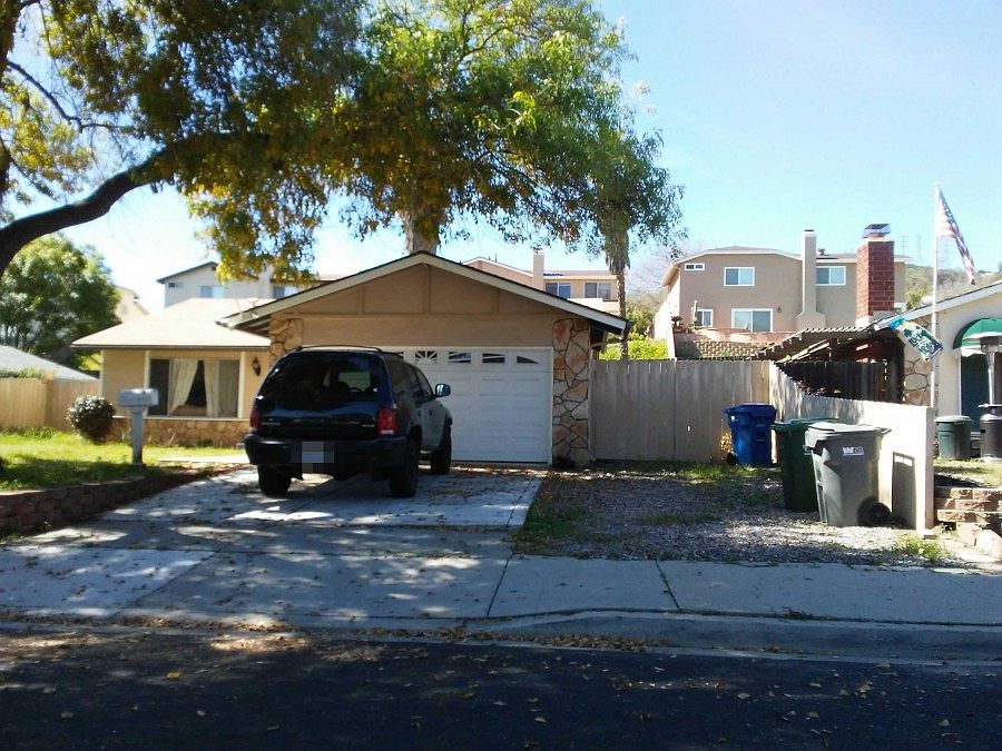 1st image of 10744 Ironwood Ave