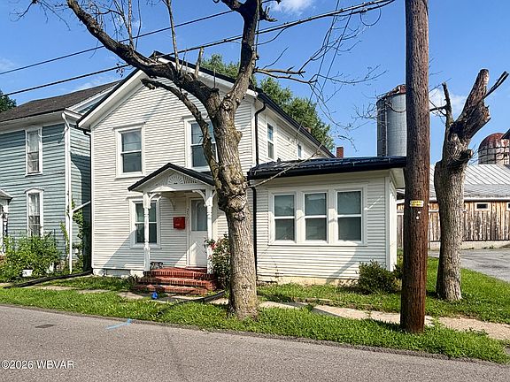 2nd image of 237 Cherry St