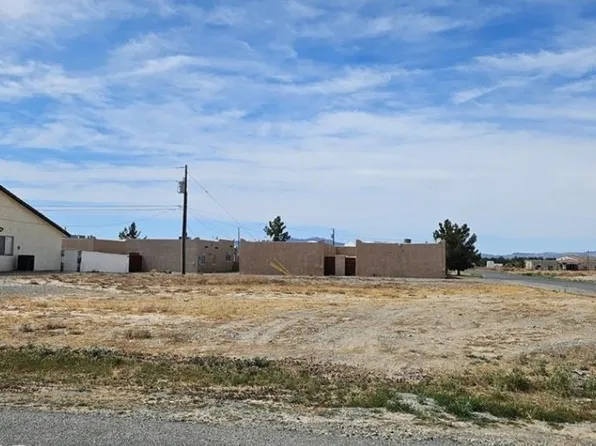 1620 Pershing Ave, Pahrump, NV 89048