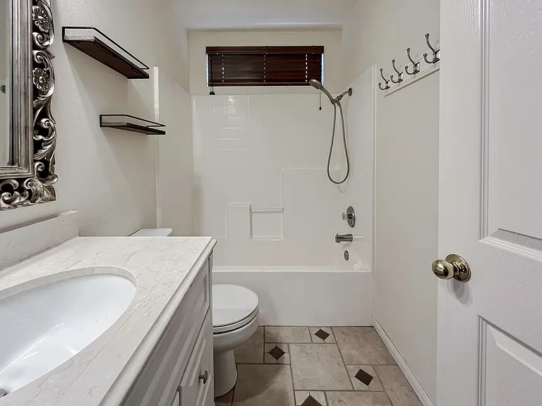 7905 Leway Dr — Photo 53