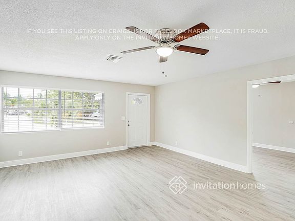 5th image of 1331 SW 21st Ave