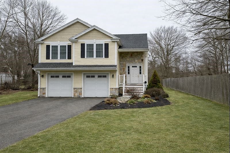 1st image of 22 Johns Ave