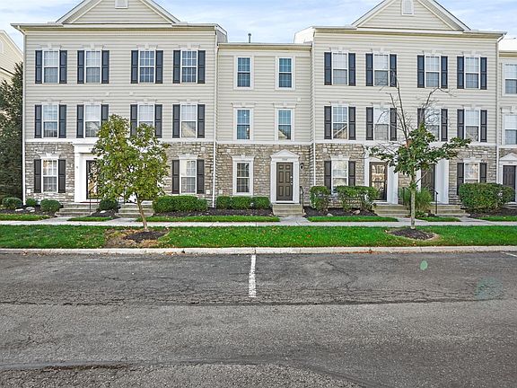 2nd image of 5585 Bow Falls Blvd #19-558