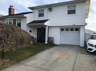 23 Arden Rd, East Rockaway, NY 11518
