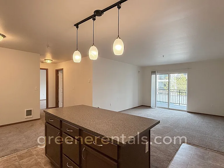 Oly-Evergreen Landing Apartments — Photo 3