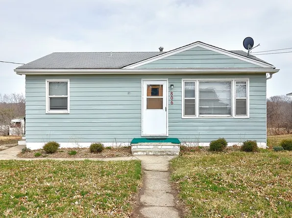 806 N J St, Indianola, IA 50125