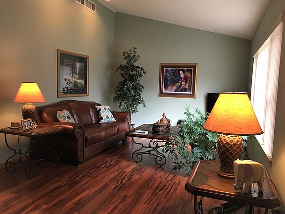 3rd image of 2782 Cypress Ln