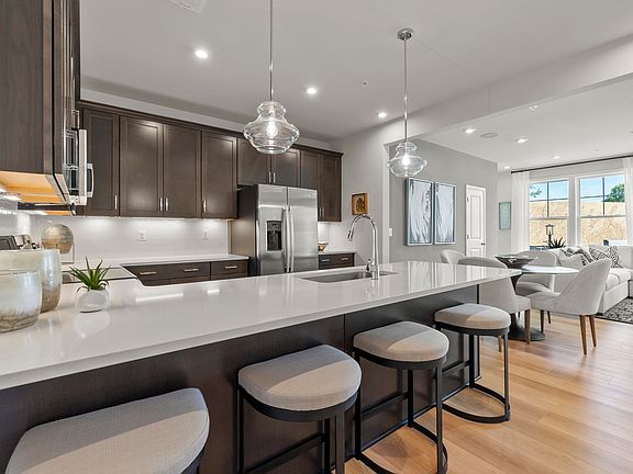 3rd image of 9020 Milton Mill Dr Unit A