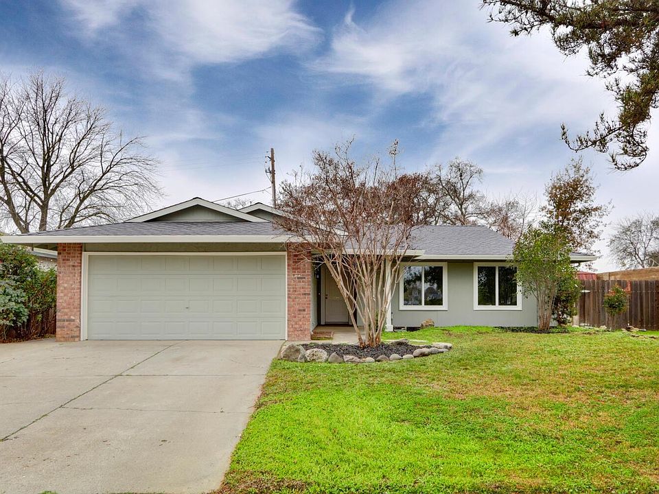 1st image of 387 Valleywood Dr