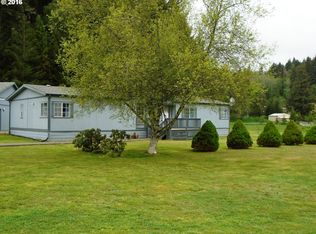 430 Tiara St, Lakeside, OR 97449