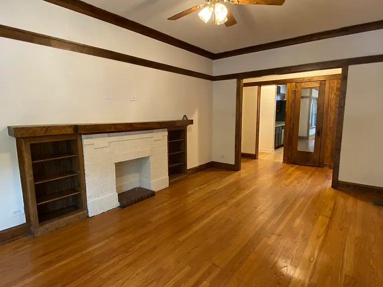 1535 West Addison — Photo 58