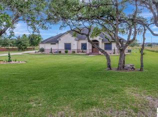 186 Post Oak Cir, Inez, TX 77968