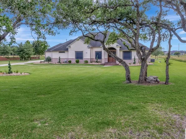 186 Post Oak Cir, Inez, TX 77968