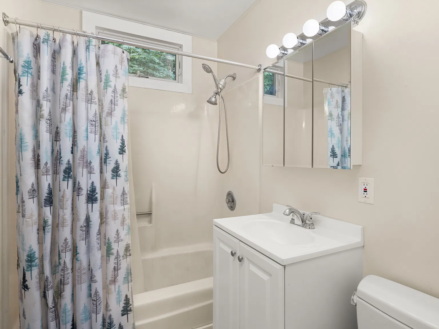 2 bed, 1600 sqft, $3,650 — Photo 3