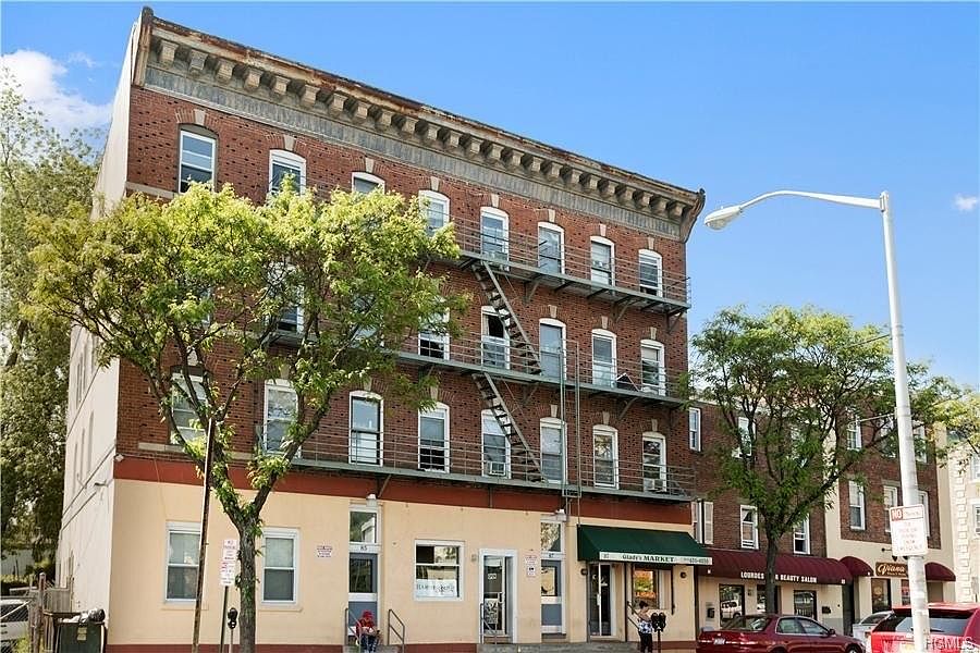 1st image of 85-87 Cortlandt St #9