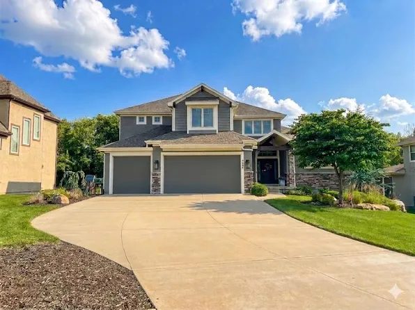 9603 W 152nd Ter, Overland Park, KS 66221