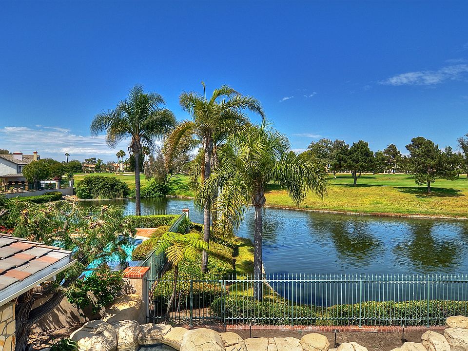 Lake & Golf Course view!