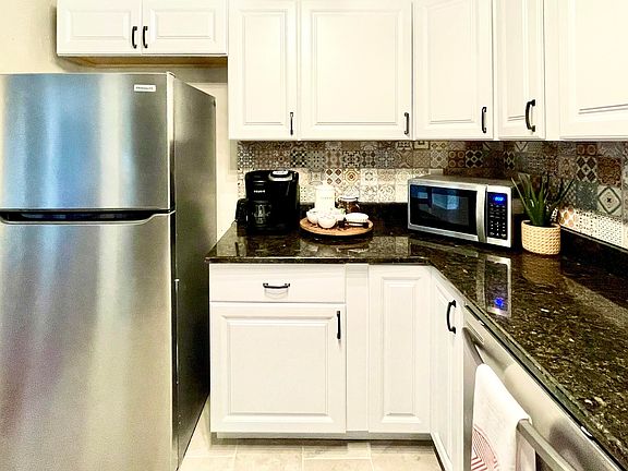 4th image of 3408 N Stanton St