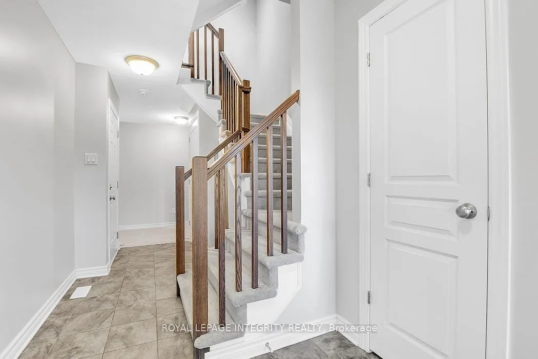2 bed, $2,500 — Photo 4