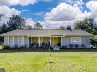 434 Deerfield Rd E, Bloomingdale, GA 31302