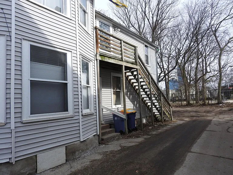 310 Gold Ave NW — Photo 9
