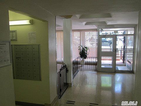 4th image of 87-70 173 St #5P